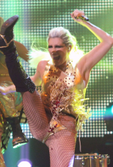 kesha-oops